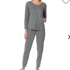 Beautyreat brand lounge set. Size L.